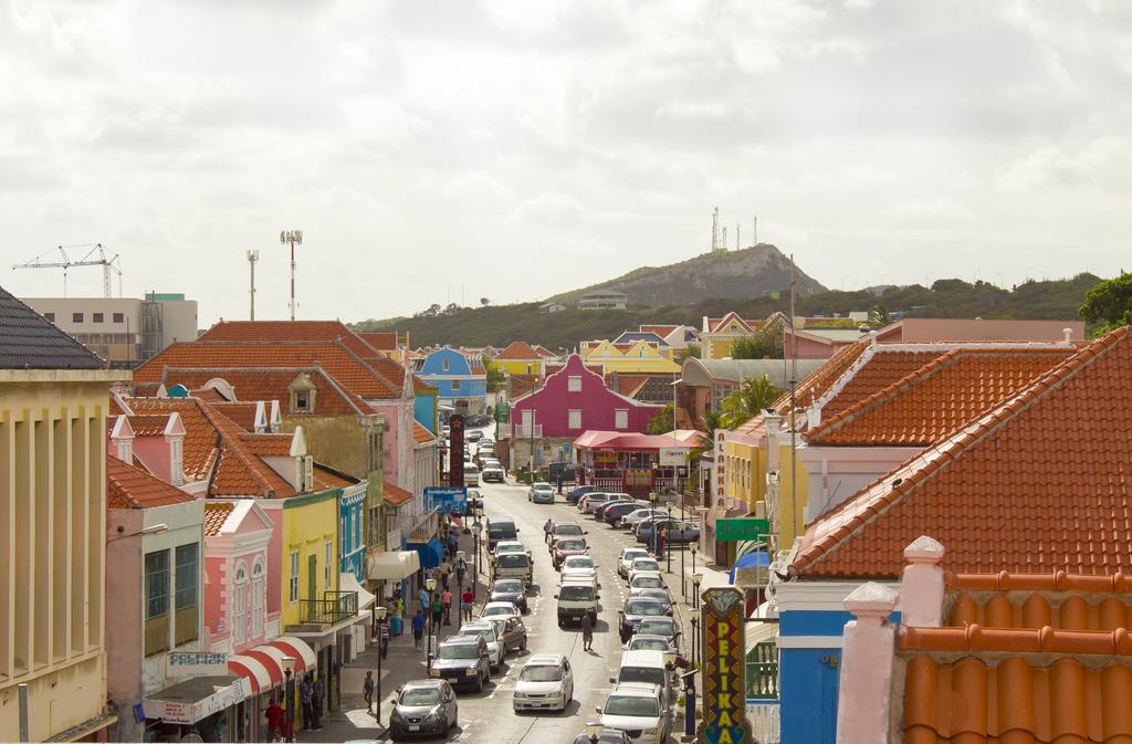 Curacao Suites Hotel Willemstad Exterior foto